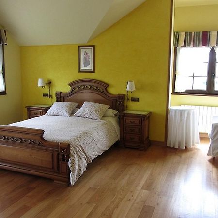 فيلا Vivienda Sampedri سانتيانا ذيل مار الغرفة الصورة
